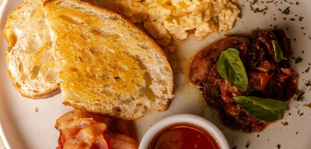 Mammo amplia o café da manhã e brunch para sextas, sábados e domingos em Fortaleza
